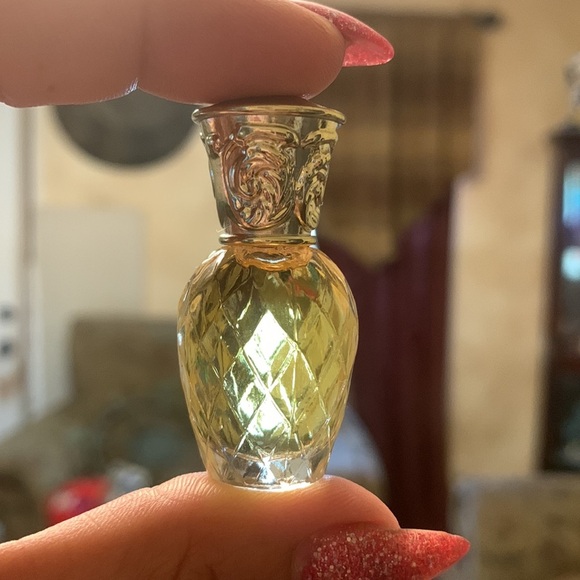 2 Vintage Jessica McClintock miniature Perfumes - Picture 3 of 3